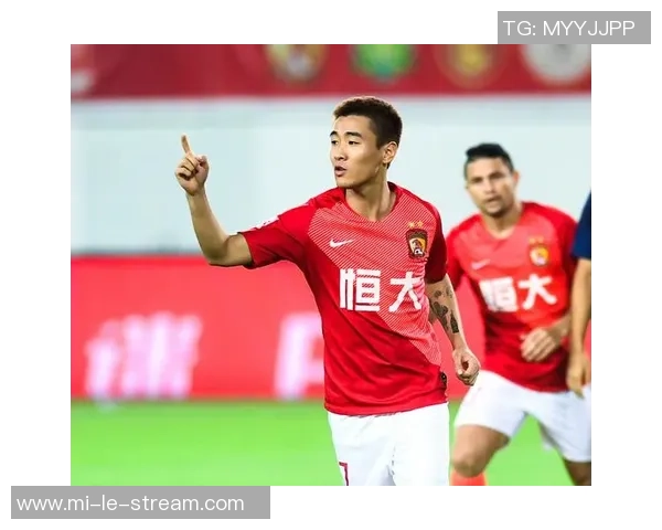 足球之夜恒大专访揭秘球队背后的故事与未来展望