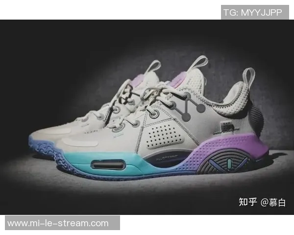 适合得分后卫的篮球鞋推荐与选购指南助你提升场上表现